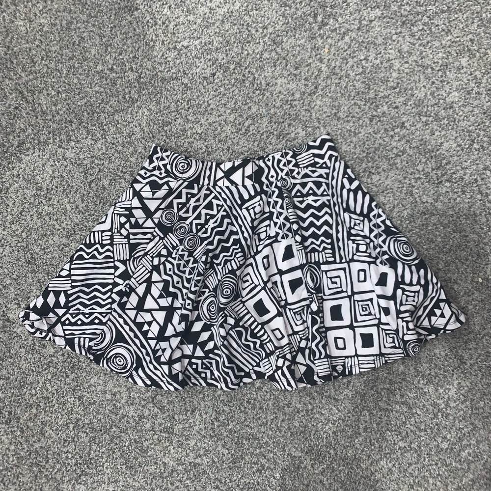 Fun indie skirt!